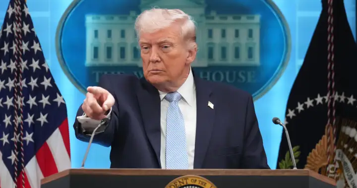Expert warns U.S.-Iran deal faces major obstacles after latest Strait of Hormuz closure – National