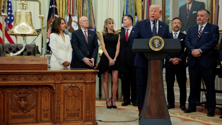 Trump plugs Dell at White House opening bell, shares soar