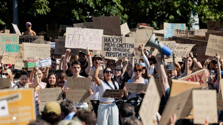 Protest in Kyiv after Zelenskyy ousts defense minister