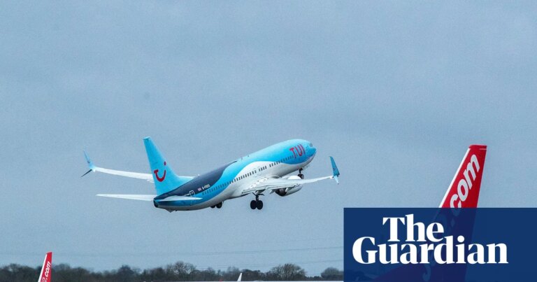 Summer holiday bookings bounce back amid fragile Middle East ceasefire, Jet2 says | Travel & leisure