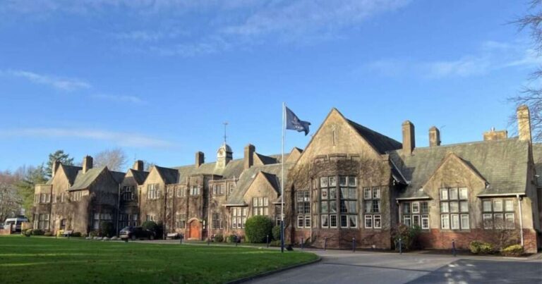 UK school collapses into administration – opened in 1549 | UK | News