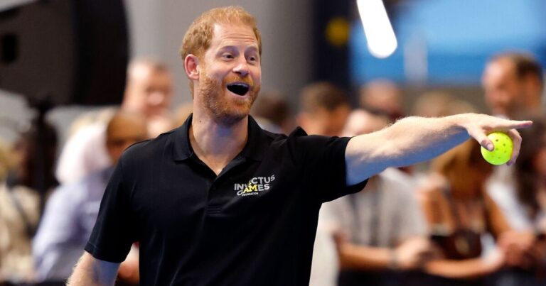 Royal fans all say the same thing about Prince Harry’s ‘shredded’ back | Royal | News