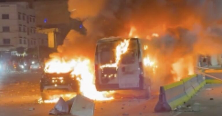Melilla LIVE: Fires started in Spanish territory after 3,000 migrants storm border | World | News