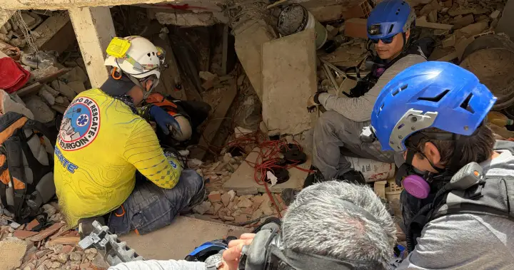 Burnaby Urban Search and Rescue Team share images from Venezuela after earthquakes – BC