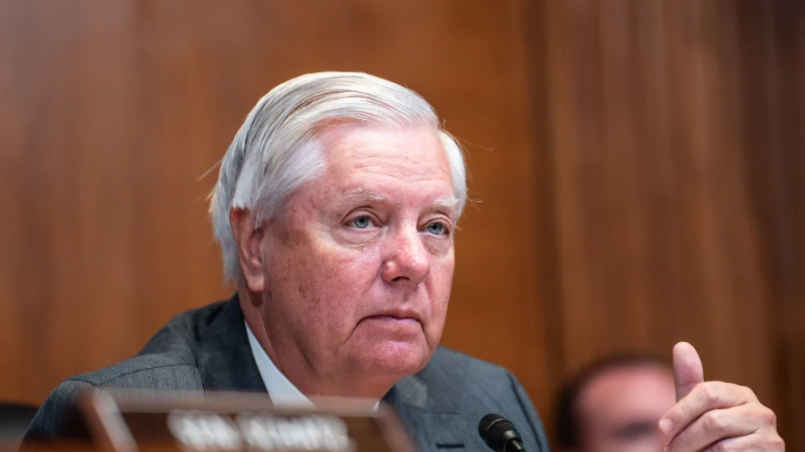 Sen. Lindsey Graham Dies at 71 After Unexpected Illness