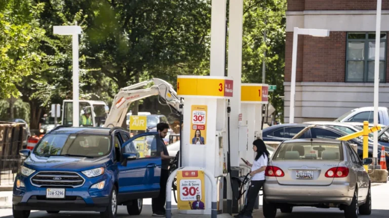 US Consumer Sentiment Rebounds to 5-Month High: University of Michigan