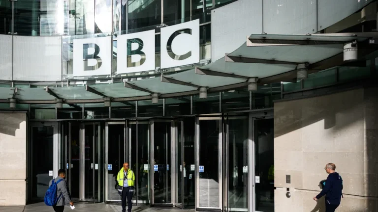 Trump Must Hand Over Finance Records Sought by BBC in Defamation Lawsuit, Judge Rules