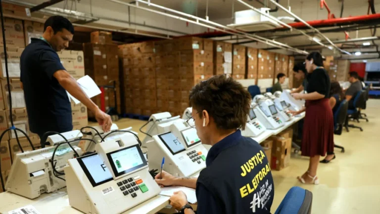 Brazil Denies Visas to 2 US State Department Officials Ahead of Election