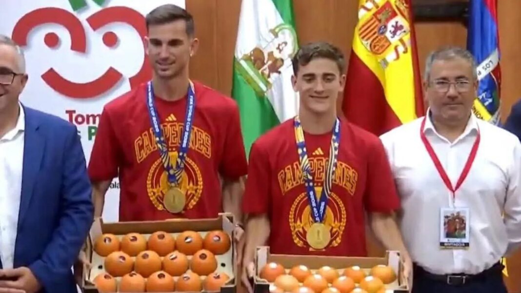 Tomatoes Worth Their Weight: Spain’s World Cup-Winning Duo Rewarded With Unique Tradition