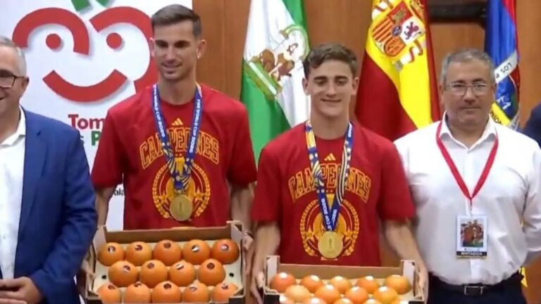 Tomatoes Worth Their Weight: Spain’s World Cup-Winning Duo Rewarded With Unique Tradition
