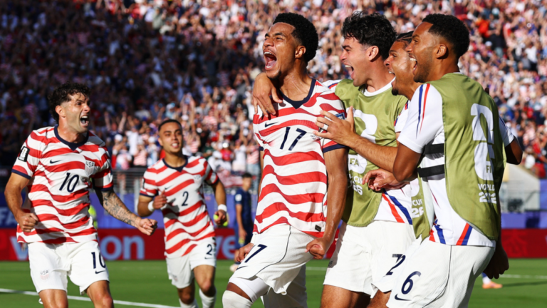 USMNT advances at World Cup despite red card for leading scorer