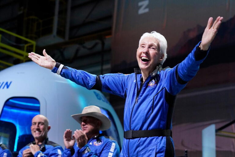 Wally Funk, Aviation Pioneer Who Was the Oldest Woman to Travel Into Space, Dies at 87