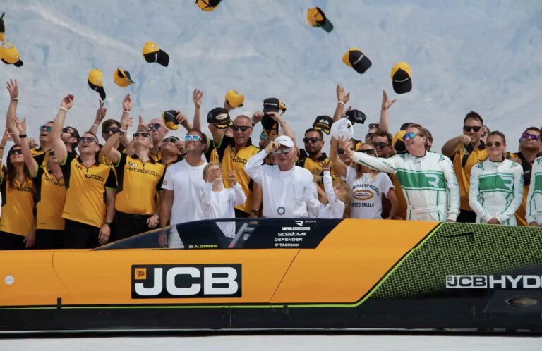 JCB’s hydrogen car Hydromax hits 406 mph record at Bonneville