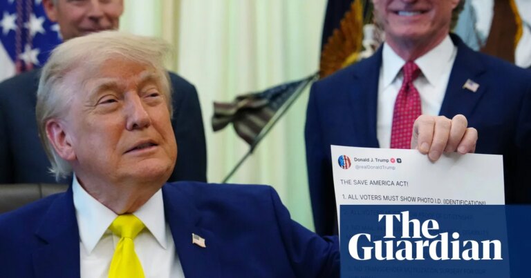 Trump offering early access to online posts in move seen as corruption | Donald Trump
