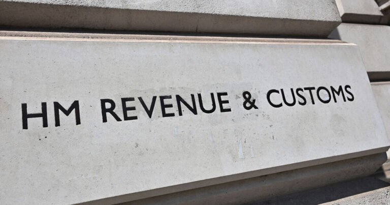 UK households urged to get £855 each from HMRC | Personal Finance | Finance