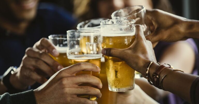 UK pub chain giving away 20,000 free beers – how to claim | Personal Finance | Finance