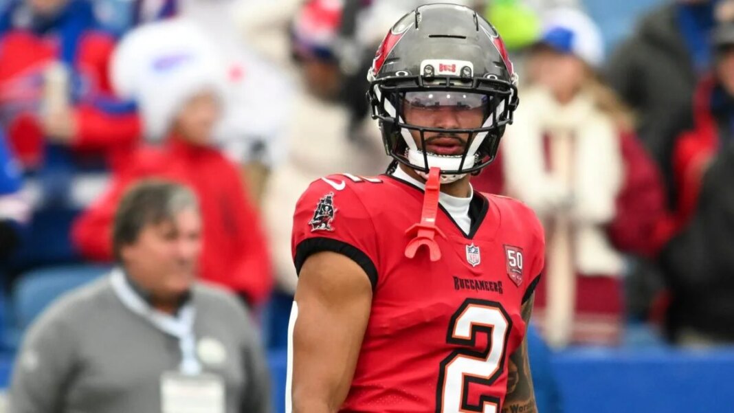 SportsLine experts reveal 2026 Fantasy Football breakout rankings, draft advice