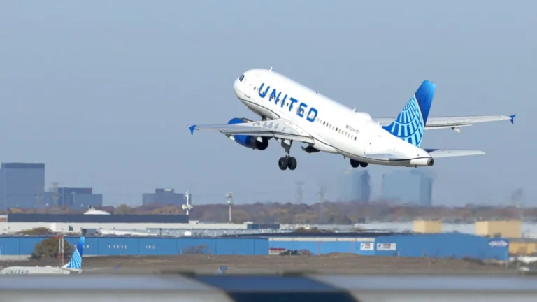Newark-Bound United Flight Makes Emergency Landing in Las Vegas After Engine Trouble