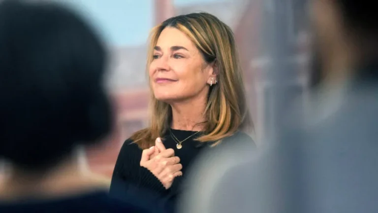 ‘Today’ Show Host Savannah Guthrie Begs for ‘Someone to Come Forward’ in Her Mother’s Disappearance