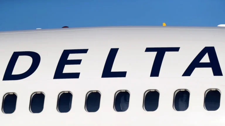 Delta Flight Makes Emergency Landing in Atlanta