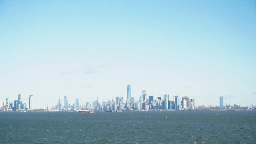 Boat Capsizes in New York Harbor, Killing Woman and Her 5-Month-Old Baby