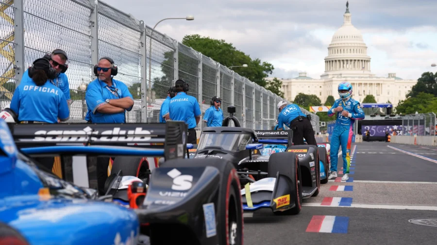 Drivers Turn Their Attention From Buildings to Bumps While Testing Out DC’s IndyCar Track