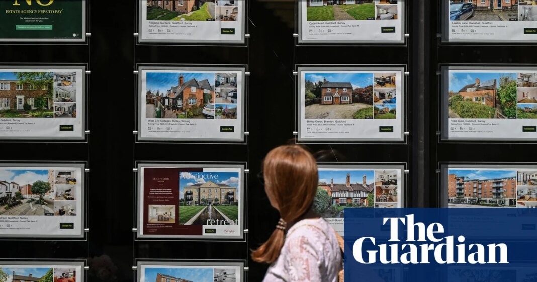 How will bond market turmoil affect your mortgage, pension and savings in UK? | Bonds