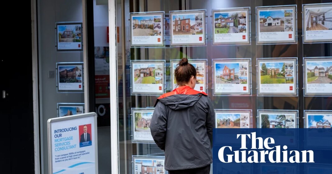 UK houses near top state secondary schools cost £40,000 more, research reveals | House prices