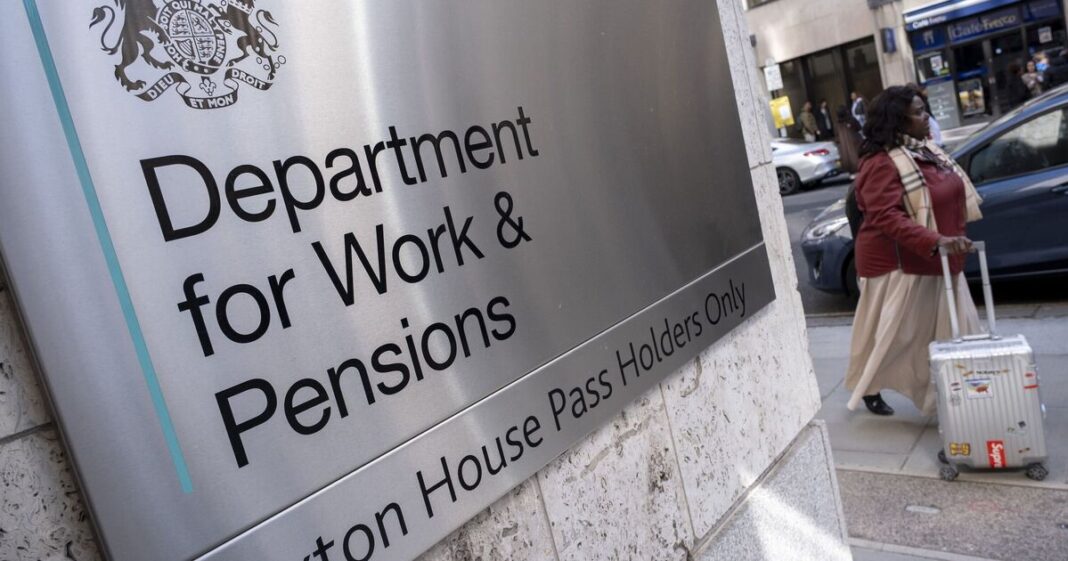 DWP’s underclaimed £4,300 benefit that unlocks 4 freebies | Personal Finance | Finance