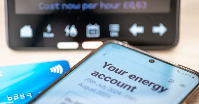 Energy bills ‘could fall by £250’ as 123 firms call for ‘tax’ scrap | Personal Finance | Finance