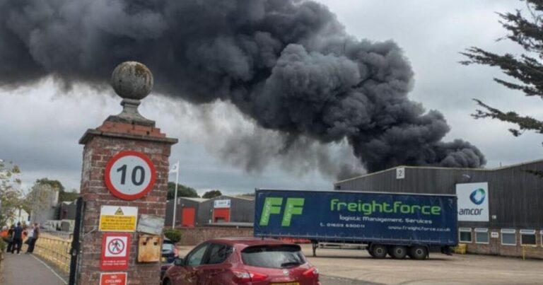 Beccles fire LIVE: London Road blaze near M&H Plastics as smoke fills sky | UK | News