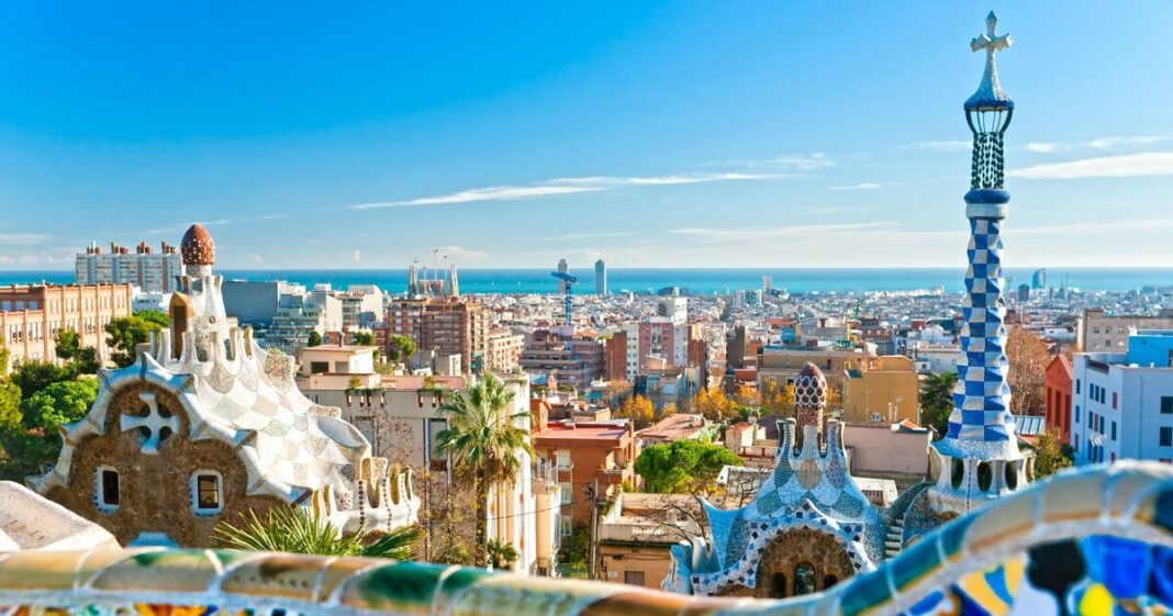 Spain warns tourists to avoid making 1 huge mistake on next holiday | World | News
