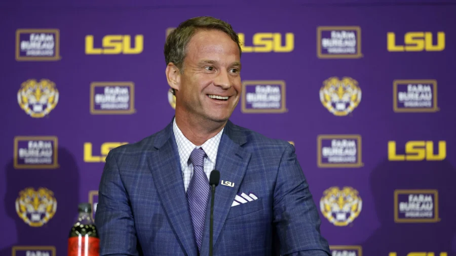 LSU Sack Leader Princewill Umanmielen Served Papers in Transfer Lawsuit From Ole Miss