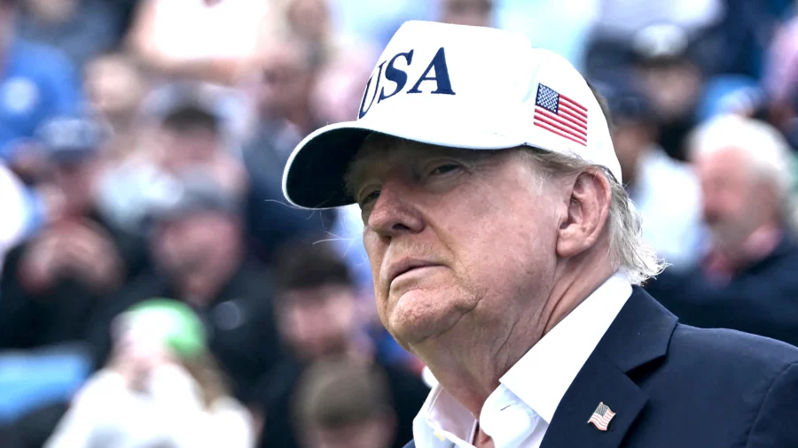 Trump Says ‘Very Negative Forces’ Raising Exaggerated Concerns Over AI