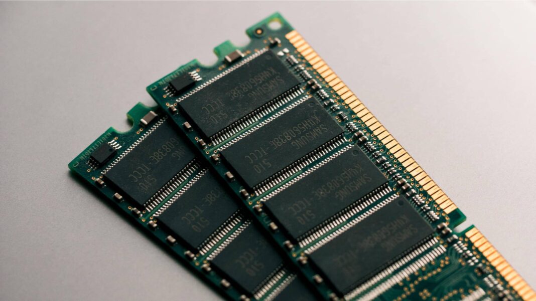 Steam’s latest survey shows 32GB RAM overtaking 16GB despite the massive price surge