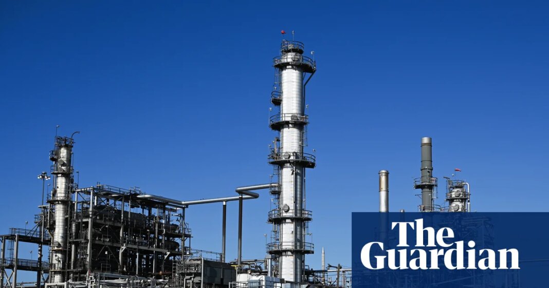 US supreme court hears big oil’s bid to block climate damage lawsuits | US supreme court