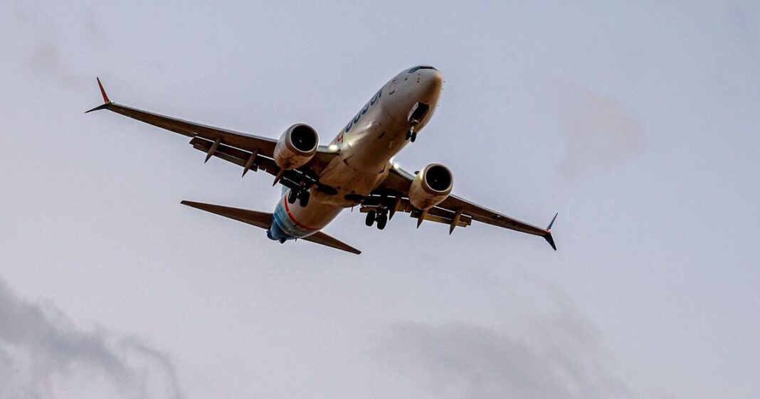 Off-duty Brit pilot ‘helped rescue FlyDubai plane after ‘pilot stabbed colleague’ | UK | News