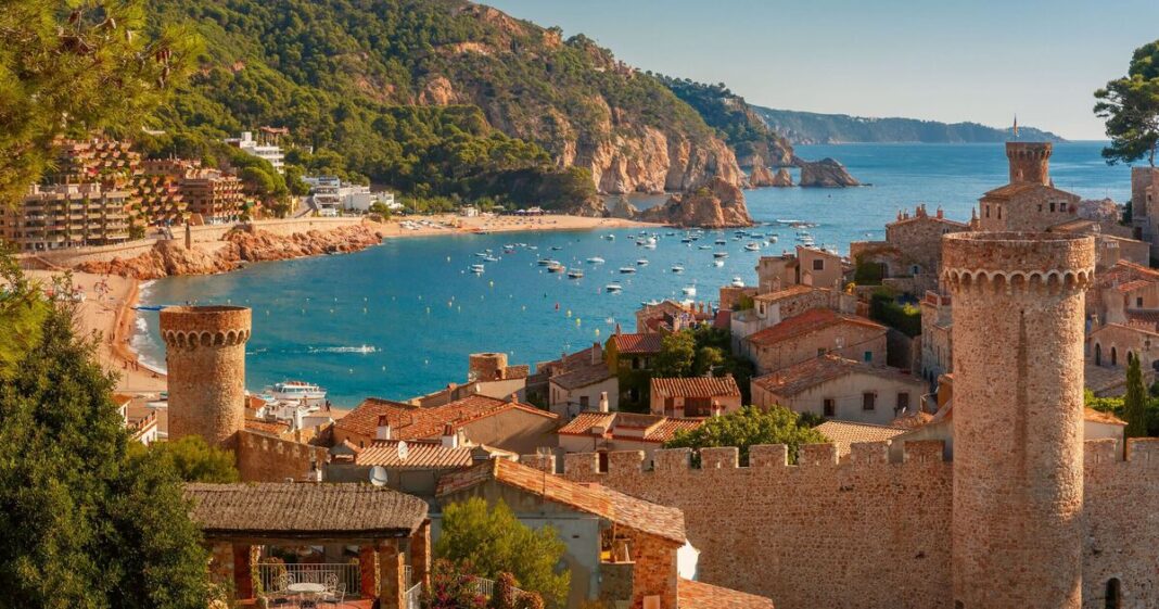 Jet2 insider reveals the early booking hacks that could bag you ‘best holiday’ | Travel News | Travel