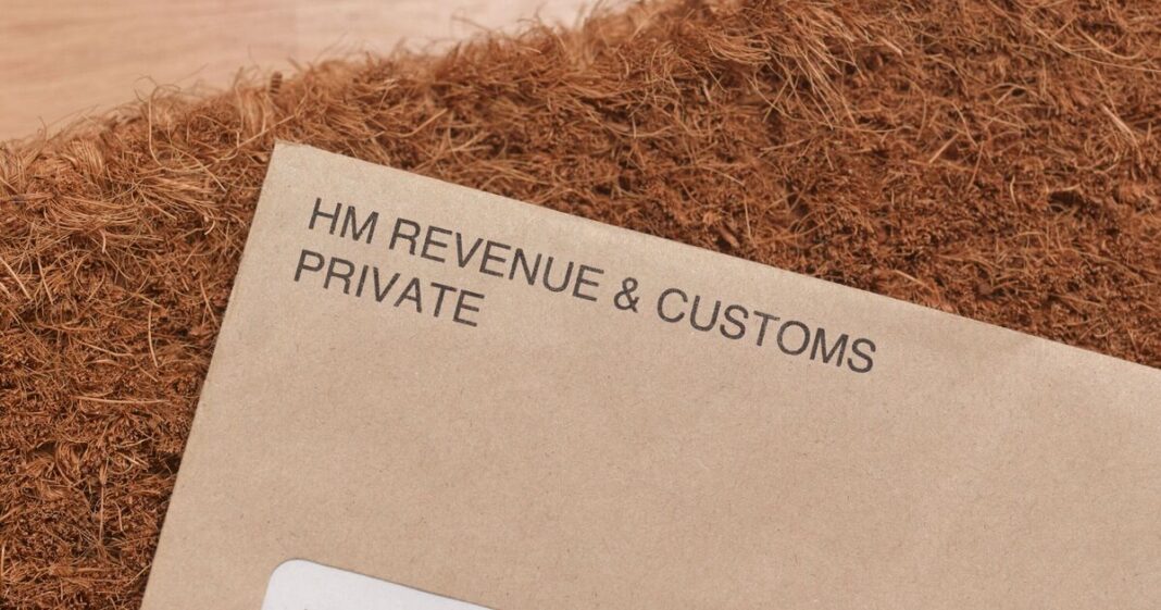 Refunds issued to Brits with pensions – £3,470 payments paid by HMRC | Personal Finance | Finance