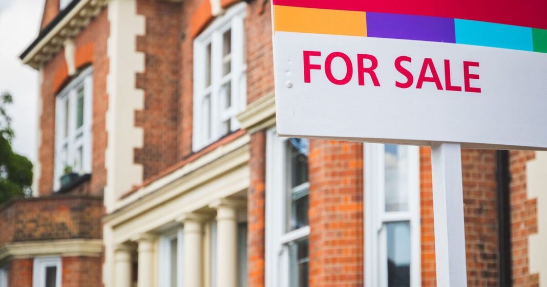 UK house prices jump £3,575 in October – but Rightmove reveals brutal catch | Personal Finance | Finance