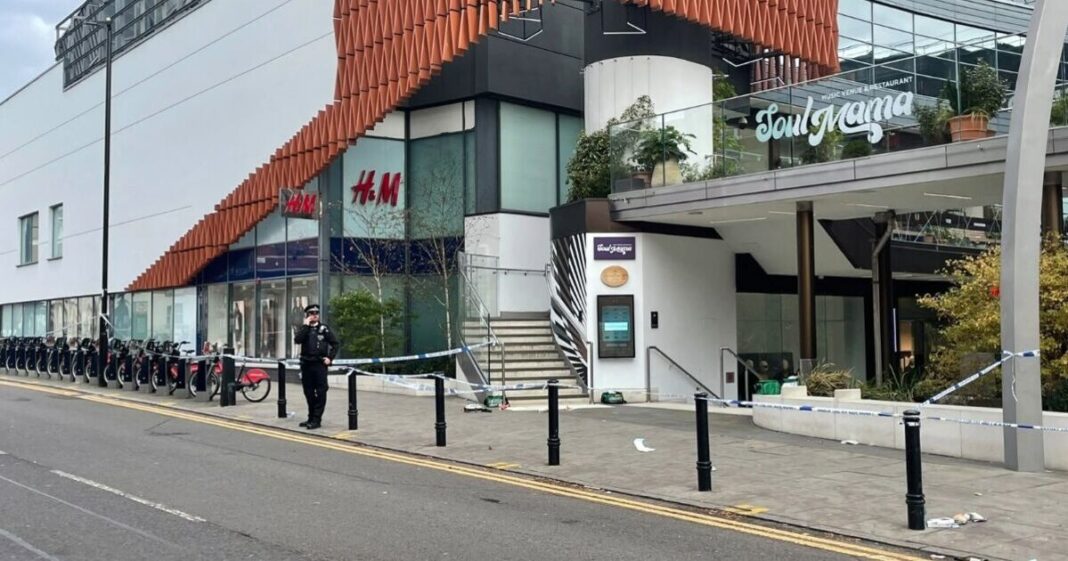 Two people rushed to hospital after shooting near O2 Academy Islington | UK | News