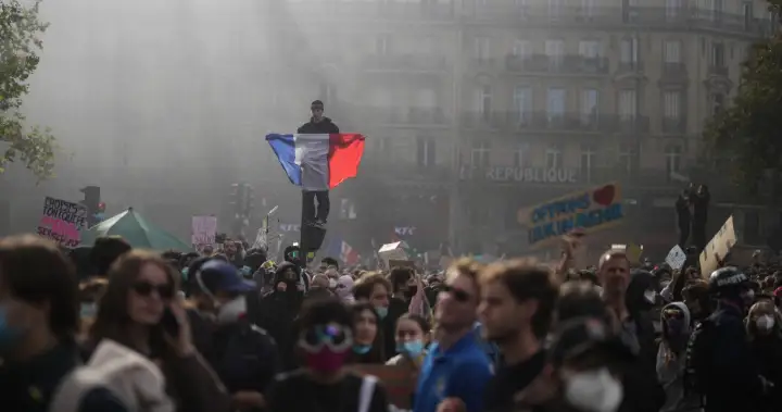 France’s prime minister calls for localized curfews in cities to curb rioting – National