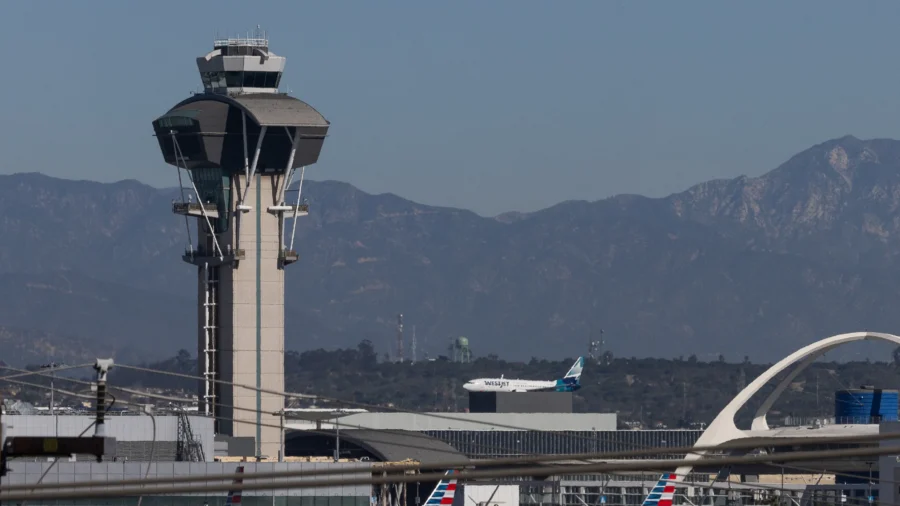 FBI Arrests Chinese Woman at LAX for Surveilling Son of Taiwanese President
