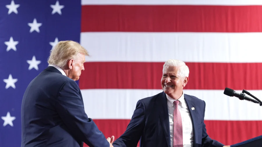 Trump Backs Blakeman’s Bid for NY Governor in Syracuse Rally With Mike Tyson
