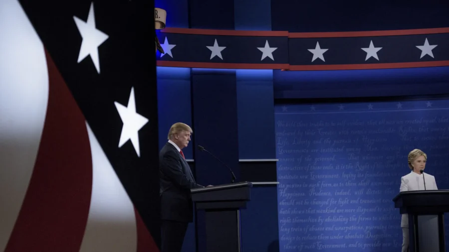 Trump Petitions Supreme Court to Reinstate Lawsuit Against Clinton, DNC, Over Russia Claims