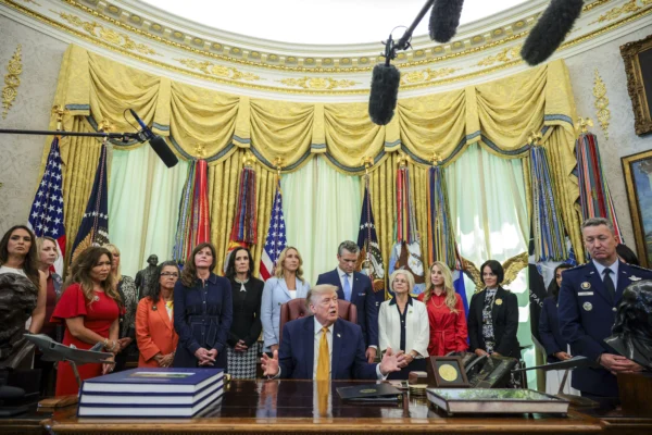 LIVE NOW: President’s Military Spouse Commission Meets at White House