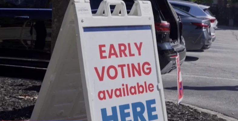 High Voter Turnout in Competitive States as Early Voting Continues