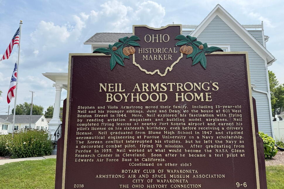 Retired Pilot Helps Historical Society Buy Neil Armstrong’s Boyhood Home for Tours